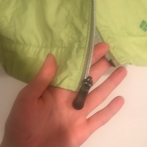 Windbreaker - Picture 3 of 4